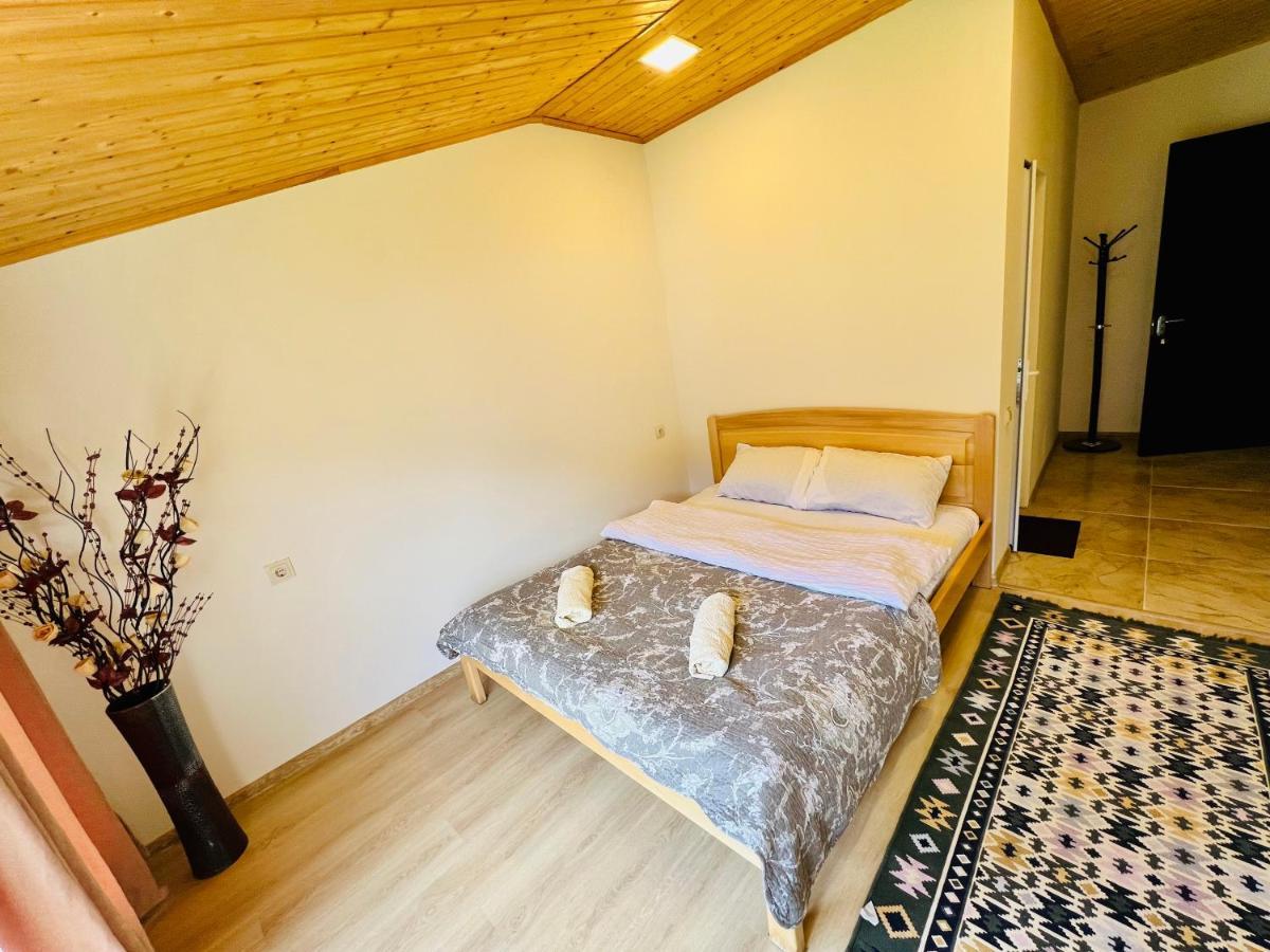 Nadia Guesthouse ميستيا المظهر الخارجي الصورة