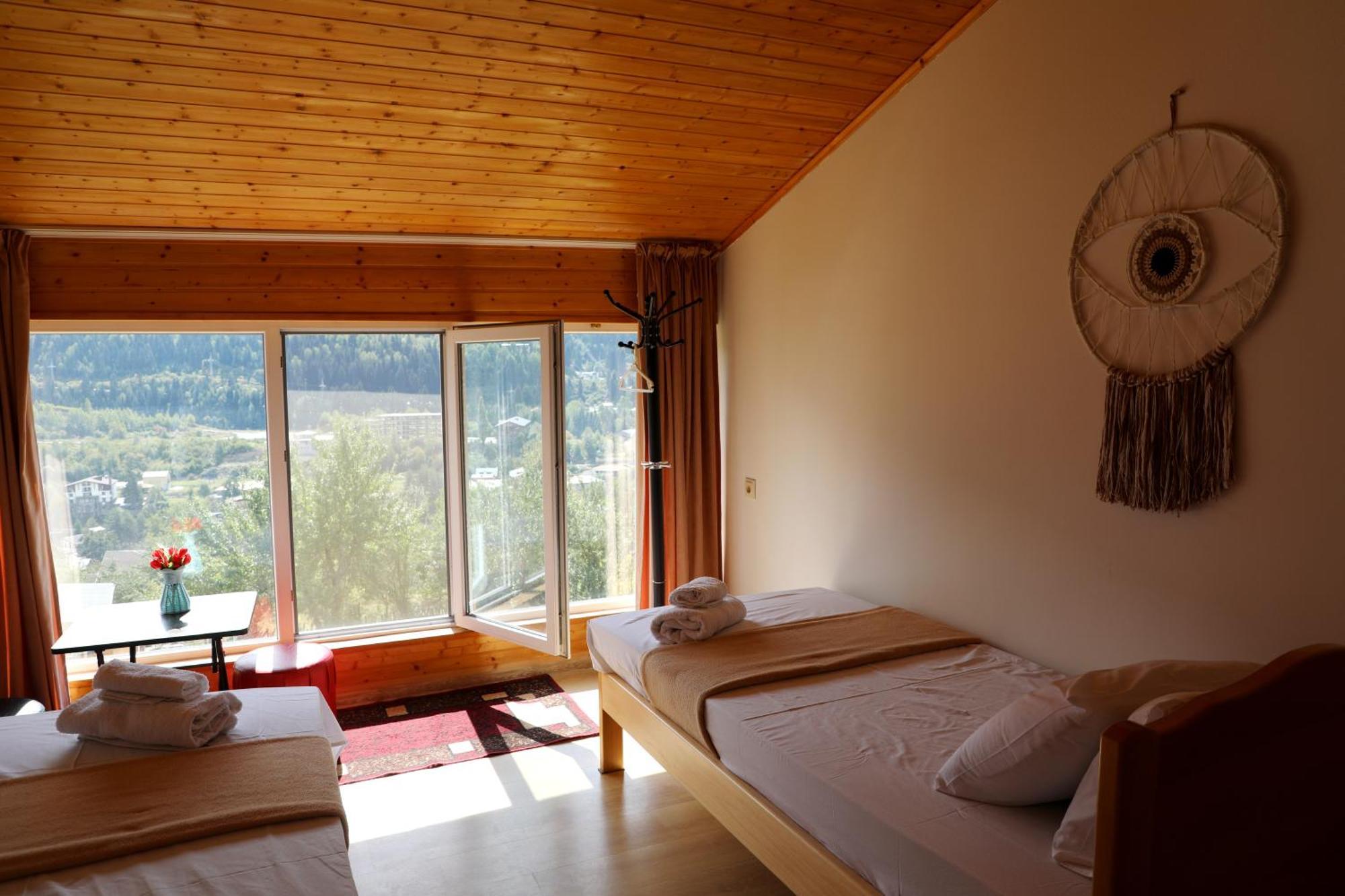 Nadia Guesthouse ميستيا المظهر الخارجي الصورة
