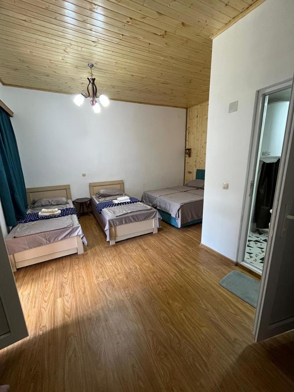 Nadia Guesthouse ميستيا المظهر الخارجي الصورة