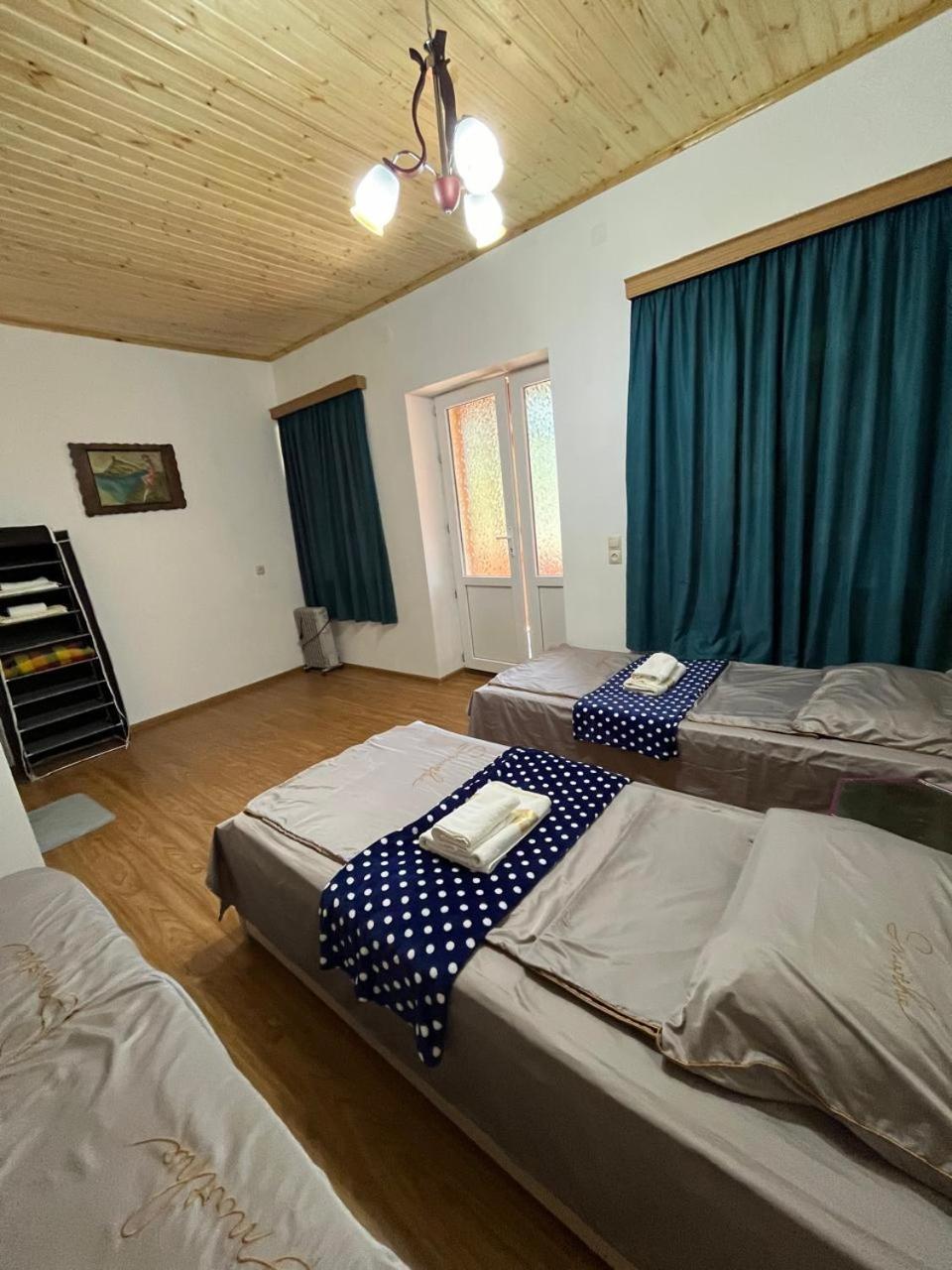 Nadia Guesthouse ميستيا المظهر الخارجي الصورة
